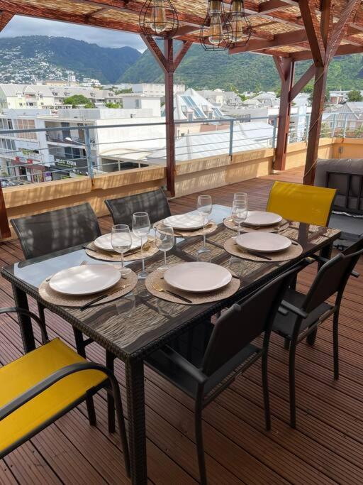 Rare ! Spacieux T3 En Roof-Top Au Barachois - 2 Ch Climatisees - 6 Couchages - Proche Aeroport Saint-Denis Exterior foto