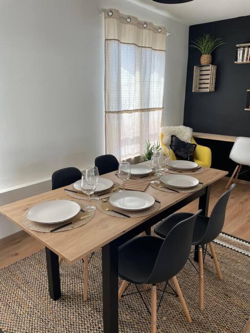 Rare ! Spacieux T3 En Roof-Top Au Barachois - 2 Ch Climatisees - 6 Couchages - Proche Aeroport Saint-Denis Exterior foto